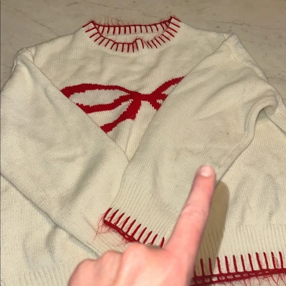 White Sweater with Red Bow Accent size large - Picture 3 of 8
